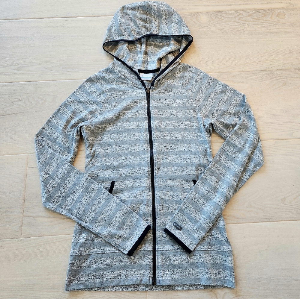 Columbia Women's zip up hoodie
